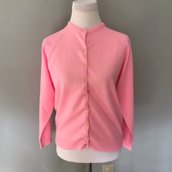 Vintage Pink Cardigan - like NEW 🌸 - Picture 6 of 10